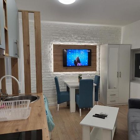 Harmony Suites Sajmiste Dış mekan fotoğraf