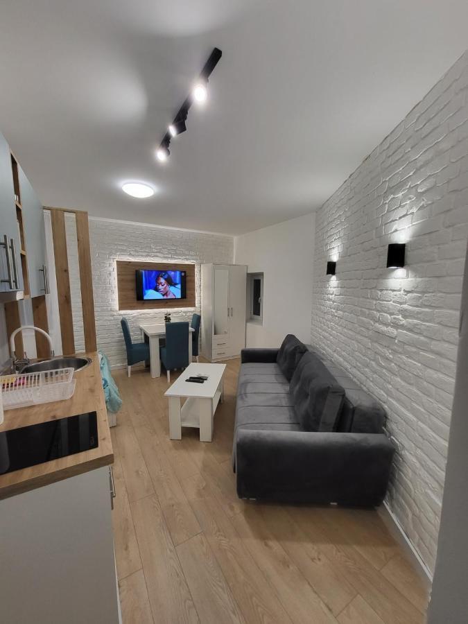 Harmony Suites Sajmiste Dış mekan fotoğraf