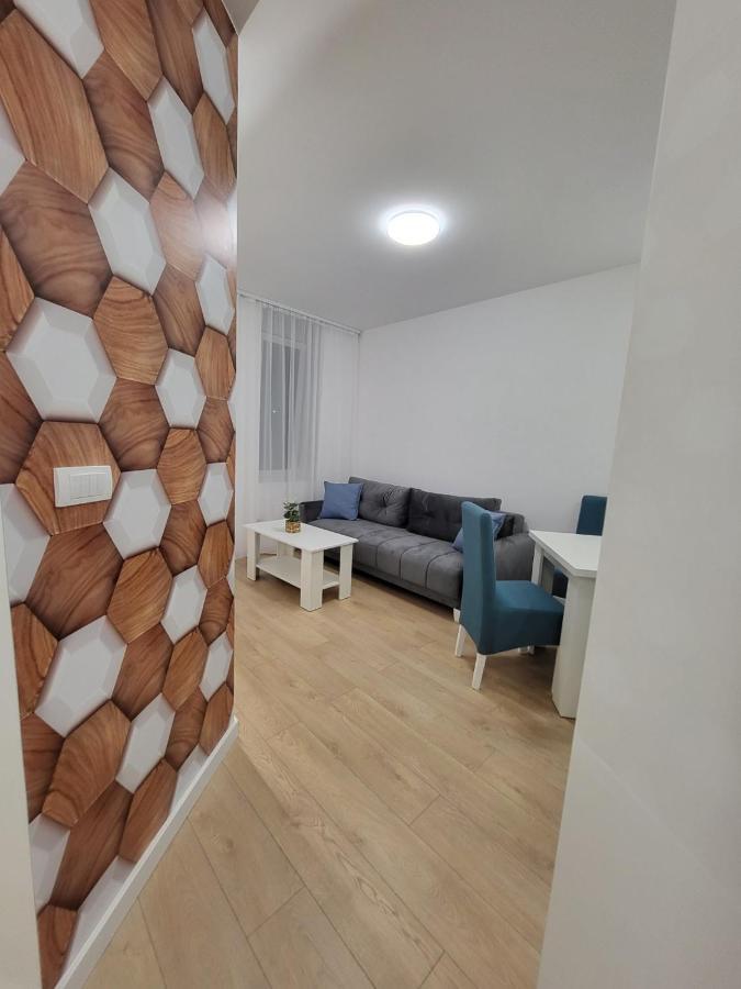 Harmony Suites Sajmiste Dış mekan fotoğraf
